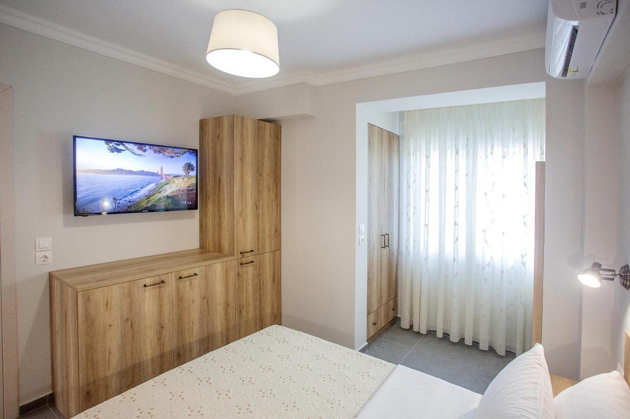 Natalia Peramos Apartment เนอาเปรามอส ภายนอก รูปภาพ